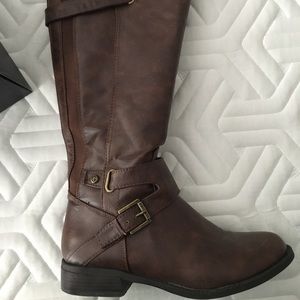 Guess Boots. Size 8